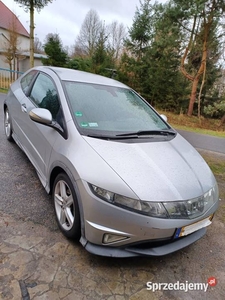 Honda Civic 1.8 Sport srebrna