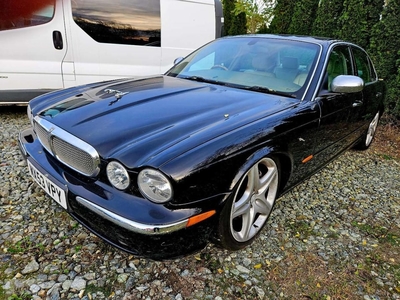 Jaguar XJ VII