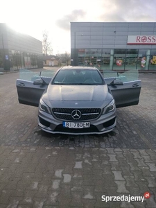 Mercedes-Benz CLA 250 AMG Line