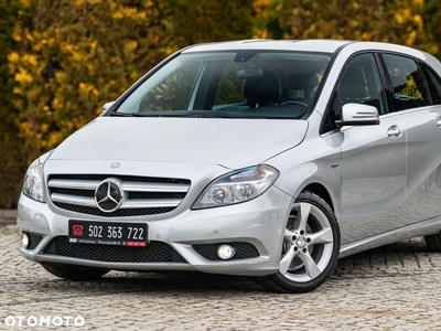 Mercedes-Benz Klasa B 180 (BlueEFFICIENCY)