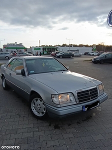 Mercedes-Benz Klasa E 200