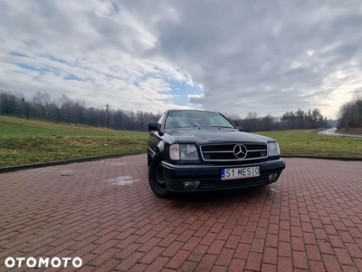 Mercedes-Benz W124 (1984-1993)