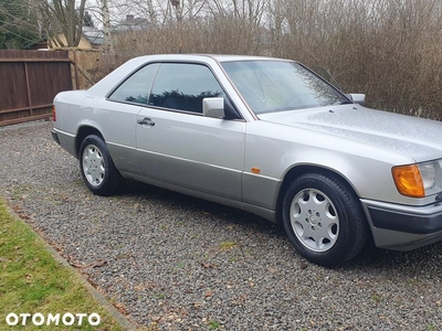 Mercedes-Benz W124 (1984-1993)