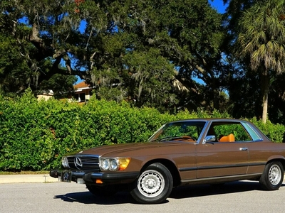 Mercedes SL 560