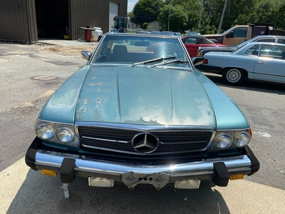 Mercedes SL 560