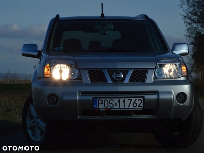 Nissan X-Trail 2.2 dCi Sport +