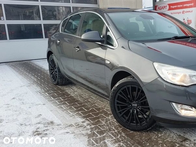 Opel Astra 1.4 Turbo Cosmo