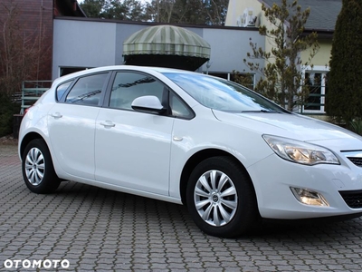 Opel Astra 1.4 Turbo Cosmo