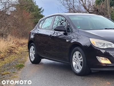 Opel Astra 1.6 Design Edition