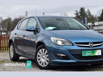 Opel Astra J