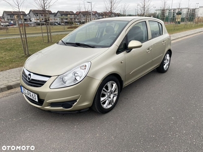 Opel Corsa 1.2 16V Cosmo