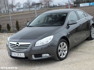 Opel Insignia 1.8 Design Edition