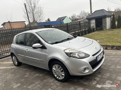 Renault Clio 1.2 75KM Navi Climatronic