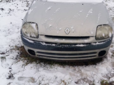 Renault clio 2 NA CZĘŚCI !!!