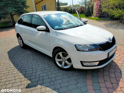 Skoda RAPID Spaceback 1.4 TSI (Green tec) DSG Style