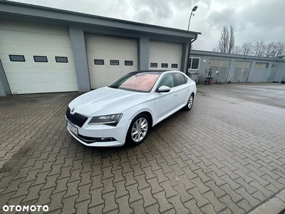 Skoda Superb 2.0 TDI DSG Style