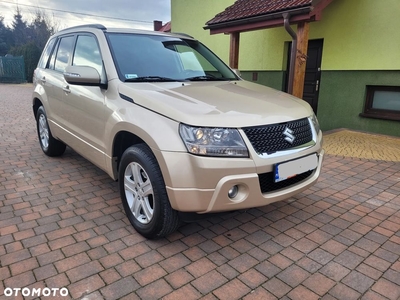 Suzuki Grand Vitara 2.4 De Luxe