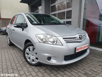 Toyota Auris 1.6 Luna