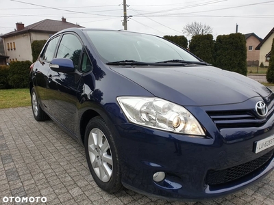 Toyota Auris 1.6 Luna