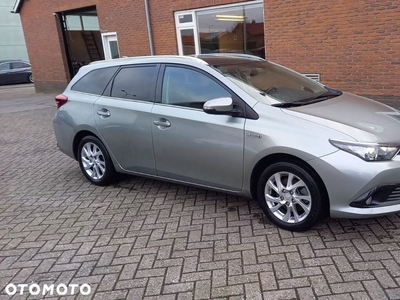 Toyota Auris 1.8 VVT-i Hybrid Automatik Executive