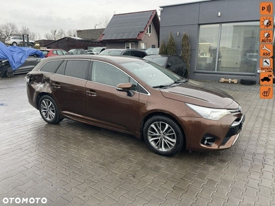 Toyota Avensis 1.8 Luna