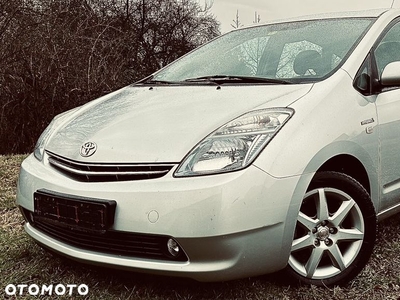 Toyota Prius 1.5 VVT-i Sol