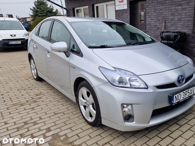 Toyota Prius (Hybrid)