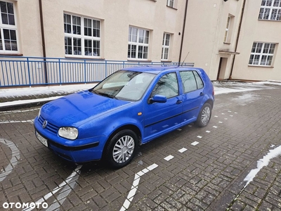 Volkswagen Golf 1.6