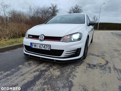 Volkswagen Golf GTI (BlueMotion Technology) DSG