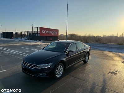 Volkswagen Passat 1.6 TDI SCR DSG