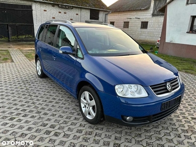 Volkswagen Touran 1.6 FSI Basis Tiptr