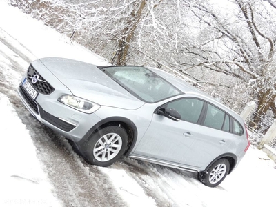 Volvo V60 Cross Country D3 Drive-E Summum