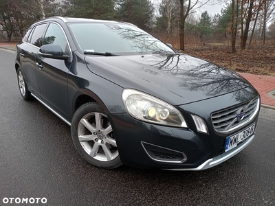 Volvo V60 D3 Geartronic Summum