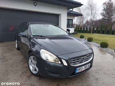 Volvo V60 D4 Geartronic Momentum