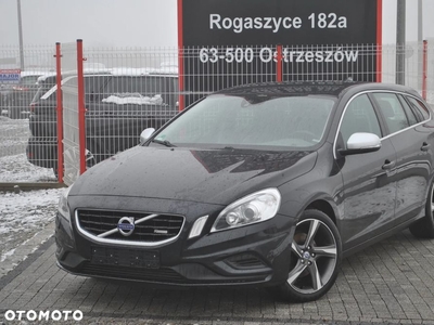 Volvo V60 T3 R-Design Momentum