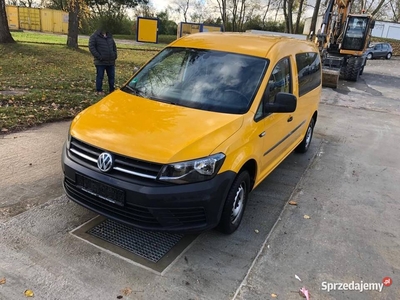 VW Caddy Maxi brygadówka 5 osób i paka