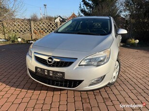 Ładny Opel Astra J 1.4 140 KM