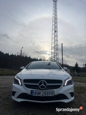 Mercedes Benz CLA