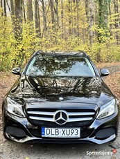 Mercedes C-klasa w205 LED Head-Up park assist