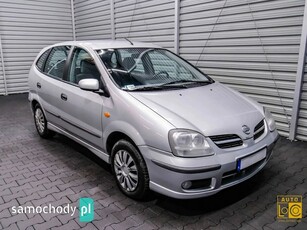 Nissan Almera Tino