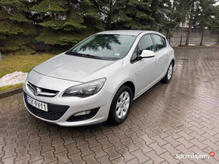 Opel Astra 2014r !!! Zarejestrowany w PL !!! Klima !!! Alufelgi J (2009-20…