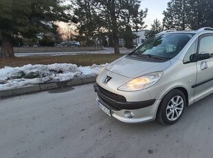 Peugeot 1007 1.4 HDI