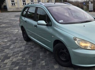 Peugeot 307 1.6 benzyna 2002 klima solar dach