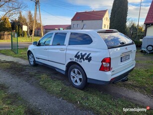 Piękny pick up ssangyong action sport