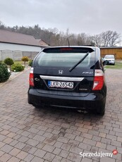 Sprzedam samochód osobowy Honda FR-V prywatny sprzedawca 2 komplety opon