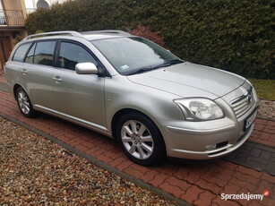 Sprzedam Toyota Avensis 1.8 benzyna