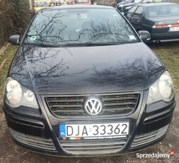 VOLKSWAGEN POLO
1.2 Benzyna Rok 2009