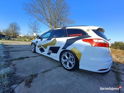 Ford Focus ST 250 KM Turbo Gwint Recaro