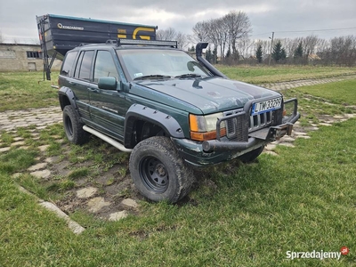 Jeep Grand cheeroke ZJ podniesiony off-road, zamiana na quad