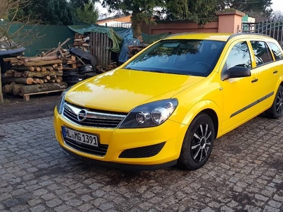 OPEL ASTRA 2009r 1.4 benzyna